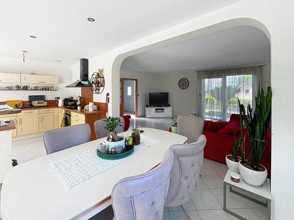 Maison familiale quartier prisé