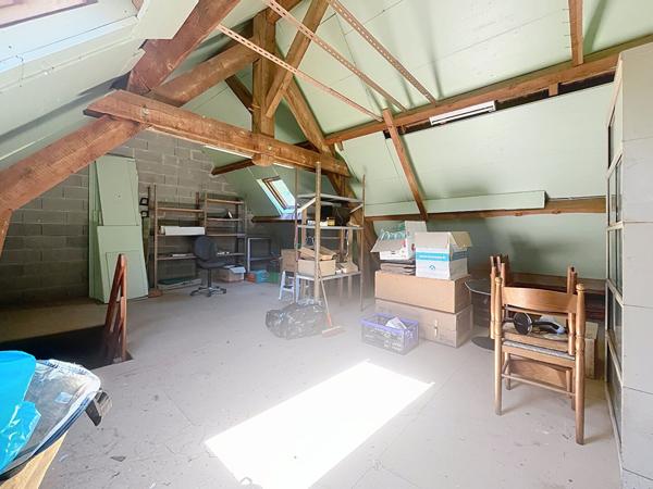 À vendre Belle maison familiale de 213 m² avec parc de plus de 5 000 m² Chamboulive (19)