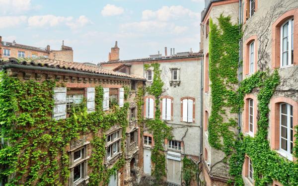 Appartement à vendre    2 pièces • 54 m2 Toulouse