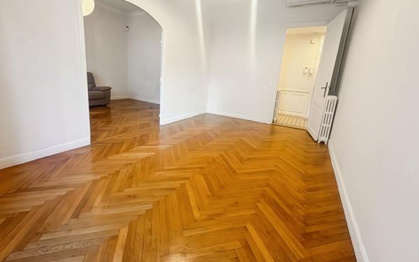 Appartement à vendre    4 pièces • 94 m2 Nice