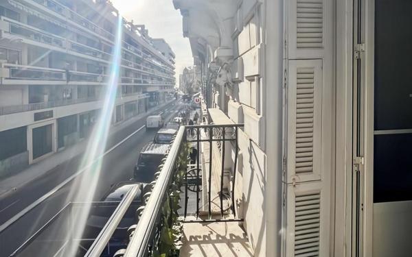 Appartement à vendre    4 pièces • 94 m2 Nice