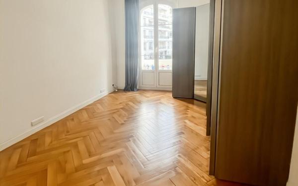 Appartement à vendre    4 pièces • 94 m2 Nice