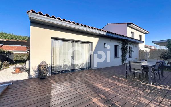 Maison à vendre    5 pièces •  Canohès