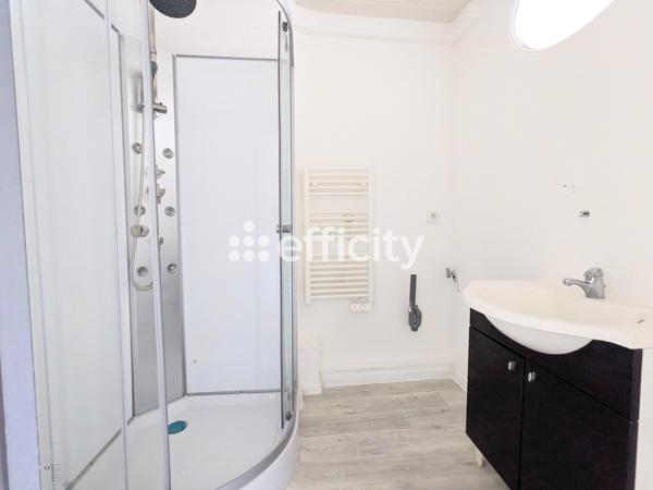 Appartement
         2 pièces
        - 42 m² Exclusivité 141 600 € *