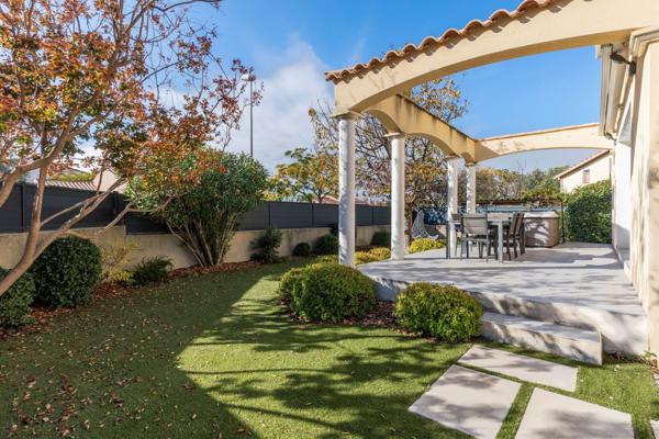 Vente Maison de luxe Villeneuve-lès-Maguelone 5 Pièces 166 m²