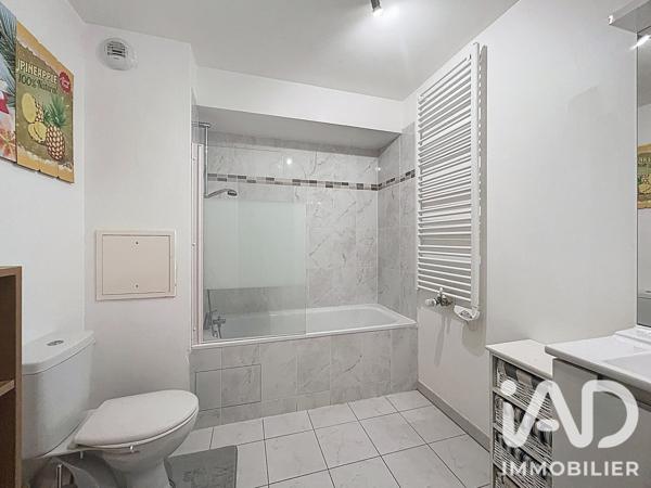 Location appartement 2 pièces 44 m² Chessy