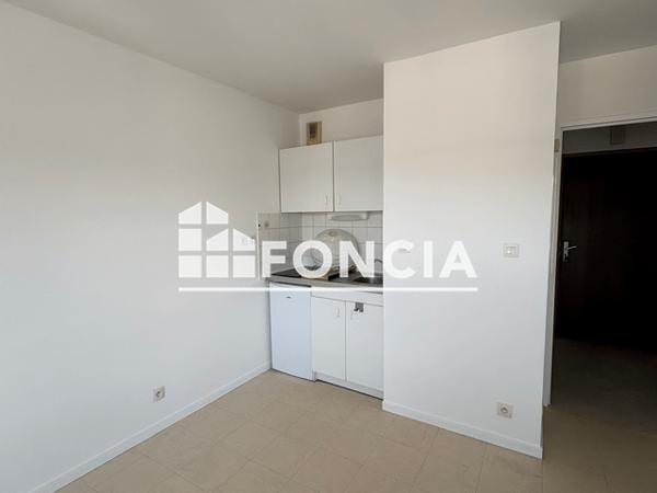 Location Studio 18.78 m² - 44 AVENUE YOLANDE D'ARAGON Angers 49100