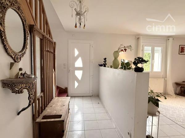 CHAMPIGNY-EN-BEAUCE – Maison familiale 3 chambres, vie de plain-pied, terrain 2 000 m² dont 600 m² constructibles