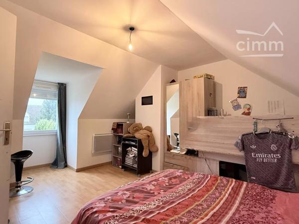 CHAMPIGNY-EN-BEAUCE – Maison familiale 3 chambres, vie de plain-pied, terrain 2 000 m² dont 600 m² constructibles