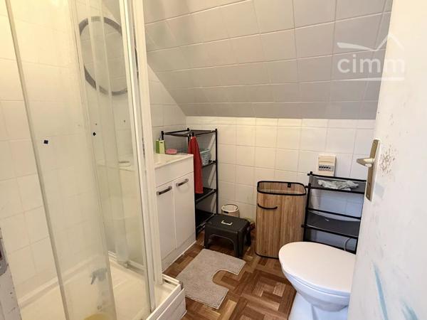CHAMPIGNY-EN-BEAUCE – Maison familiale 3 chambres, vie de plain-pied, terrain 2 000 m² dont 600 m² constructibles