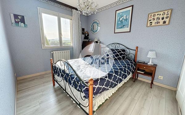 Maison à vendre    4 pièces • 120 m2 Mornant