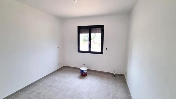 Dpt Gard (30), Saint-Privat-des-Vieux, très belle villa 2024 de plain-pied d'environ 122m² sur un terrain de 580m².
