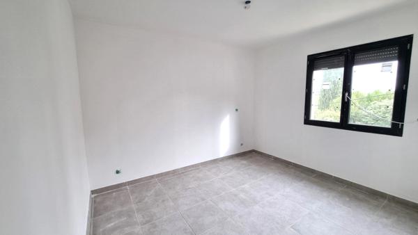 Dpt Gard (30), Saint-Privat-des-Vieux, très belle villa 2024 de plain-pied d'environ 122m² sur un terrain de 580m².