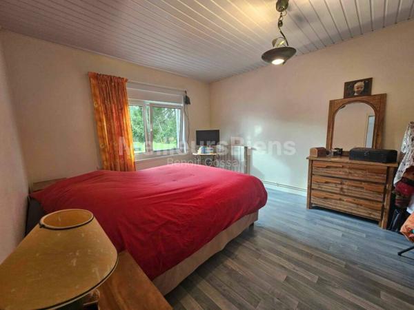 Maison 125 m2 Jardin Garage 3 chambres ( possibilité 5 )