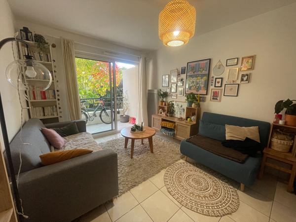 À vendre : Appartement 2 pièces à SENE - Très bon état