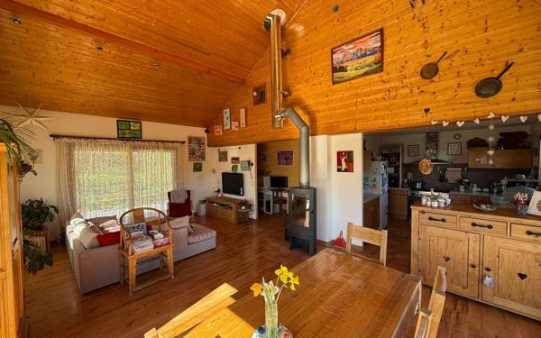 Maison à vendre    8 pièces • 176 m2 Menthonnex-sous-Clermont