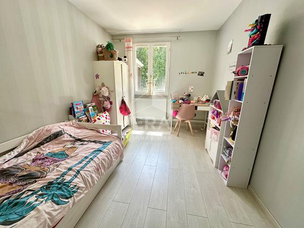 Maison Cepet 6 pièces 217m2 avec studio