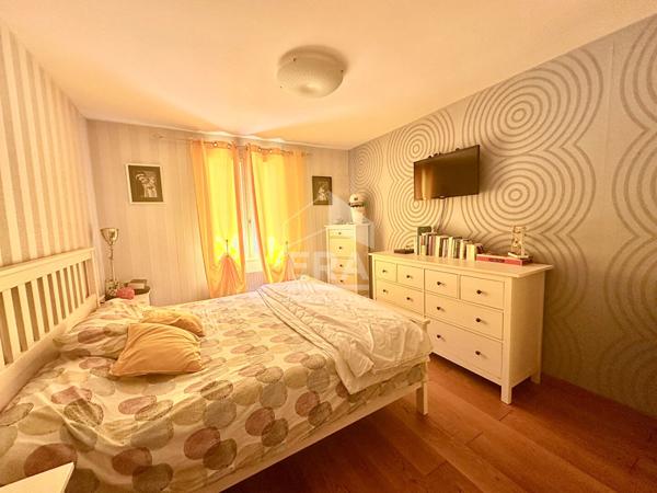 Maison Cepet 6 pièces 217m2 avec studio