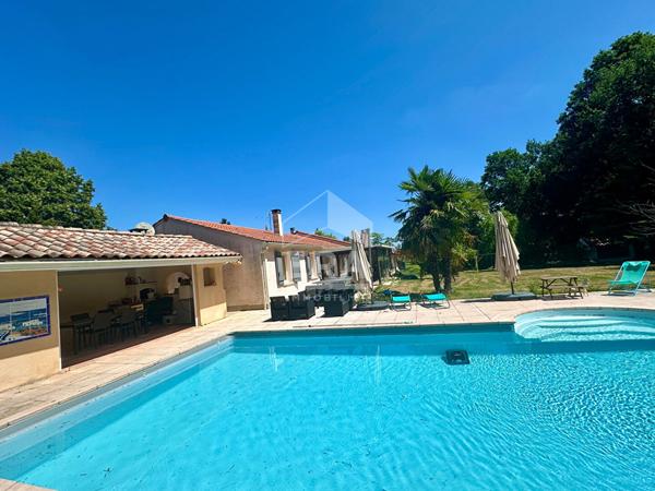 Maison Cepet 6 pièces 217m2 avec studio