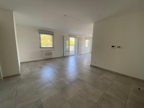 Appartement T4 avec ascenseur et terrasse