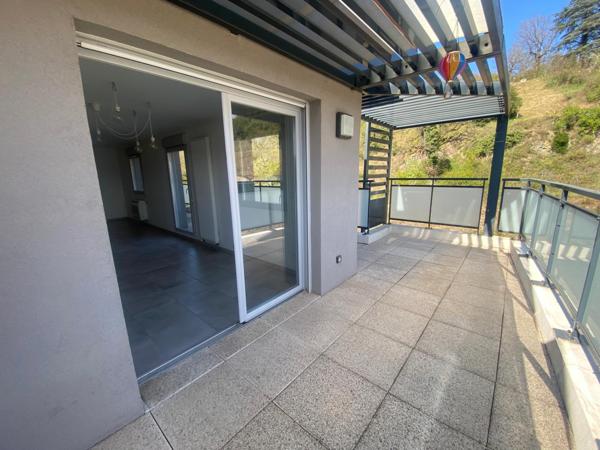 Appartement T4 avec ascenseur et terrasse