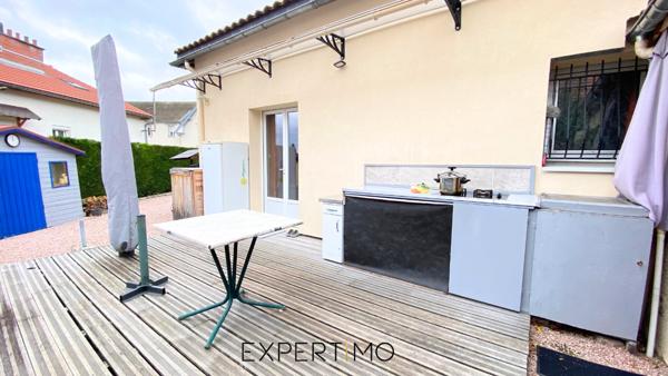 Bellerive-sur-Allier (03700) Viager occupé sans rente Monsieur 81 ans, Madame 78 ans. Maison rénovée proche Vichy