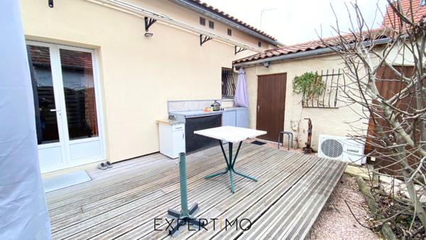 Bellerive-sur-Allier (03700) Viager occupé sans rente Monsieur 81 ans, Madame 78 ans. Maison rénovée proche Vichy