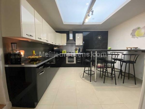 5 CHAMBRES BEAUX VOLUMES