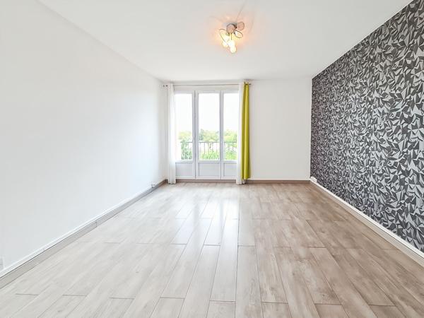 Appartement Arpajon 3 pièces 62 m², 2 chambres.