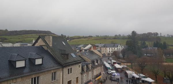 Bel immeuble au coeur de RIOM-ES-MONTAGNES Riom es Montagnes (15400)
