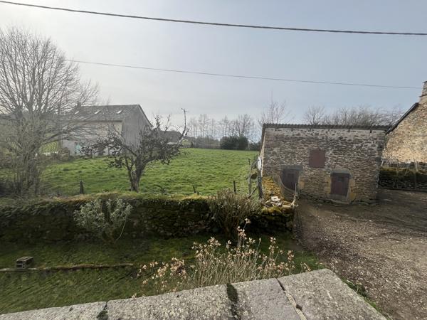 MAISON TYPIQUE AUVERGNATE Chalvignac (15200)