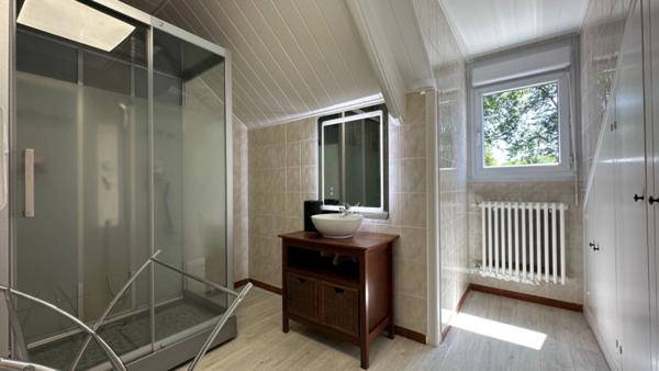 Maison de caractère 320M2 sur parc arboré de 4000m2