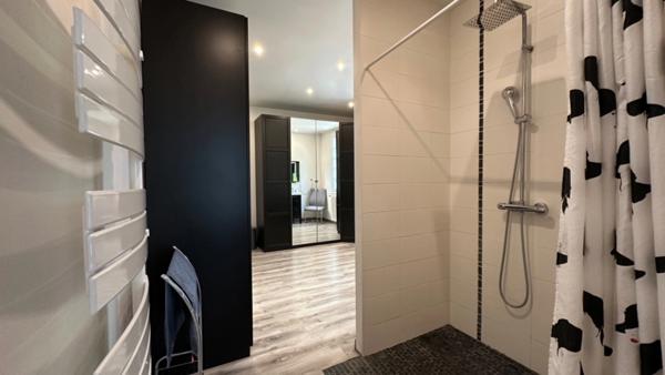 Maison de caractère 320M2 sur parc arboré de 4000m2