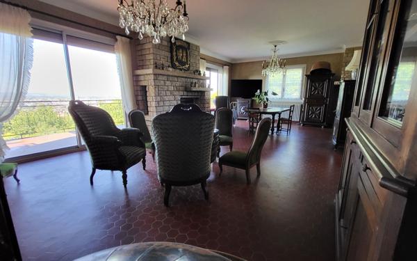 Maison à vendre    6 pièces •  Bon-Encontre