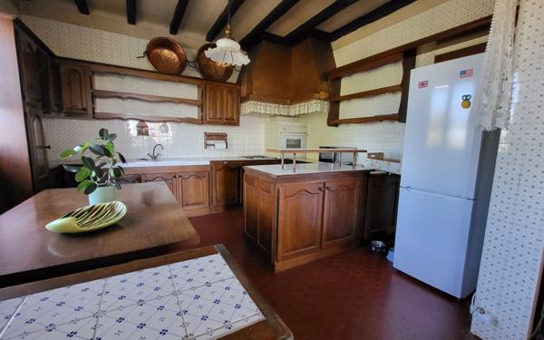 Maison à vendre    6 pièces •  Bon-Encontre