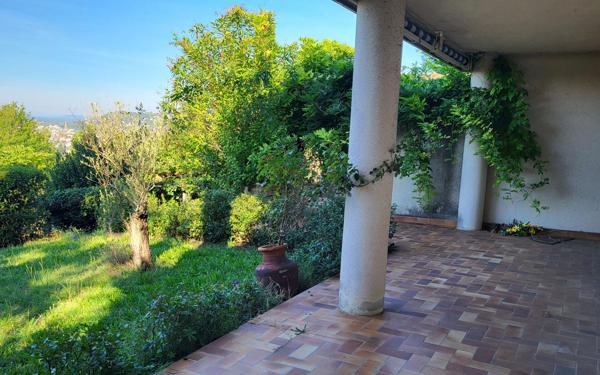 Maison à vendre    6 pièces •  Bon-Encontre