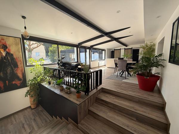 Maison 9 pièces 220 m2