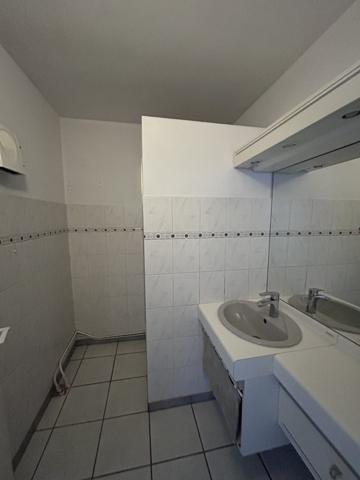 APPARTEMENT  86 M² HAB + GARAGE ET CAVE