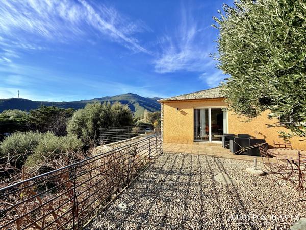 Belle propriété vue mer et montagne