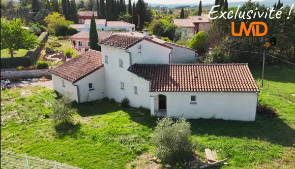 Villa 3 chambres, terrasse, jardin, garage