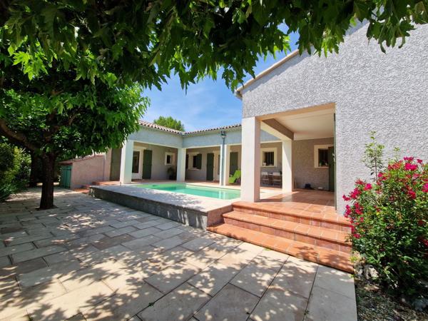 Villa 184 m2 400 m centre-ville Saint-Christol-lez-Alès (30380)