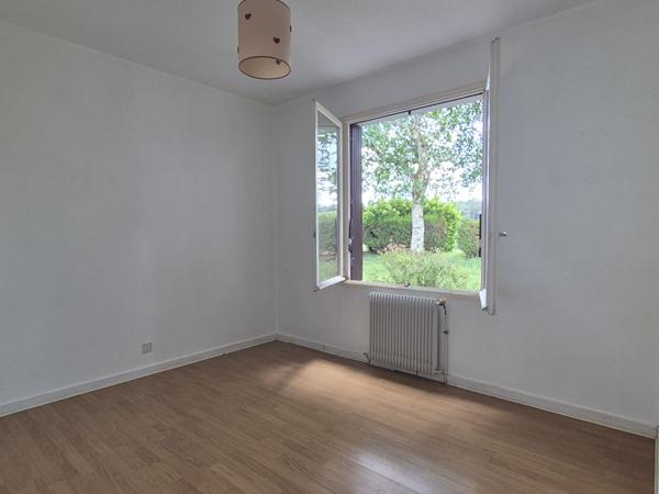 Léognan - Maison de 128m² avec travaux sur une belle parcelle de plus de 1 000m²