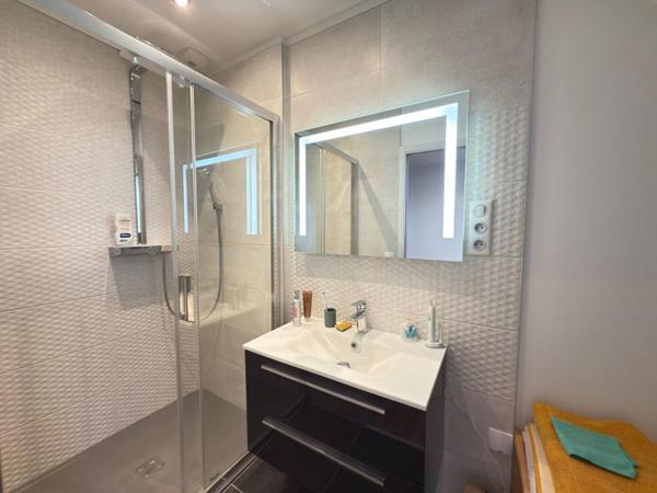 Maison de ville rénovée à 5min à pied du centre de Lanester 56600