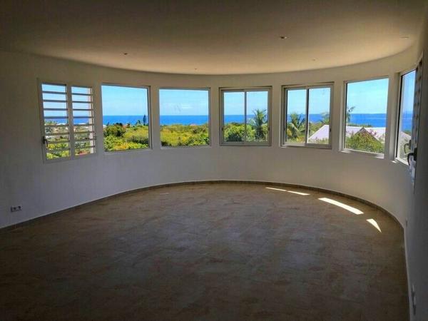 Appartement à vendre    3 pièces • 103,90 m2 Saint-François