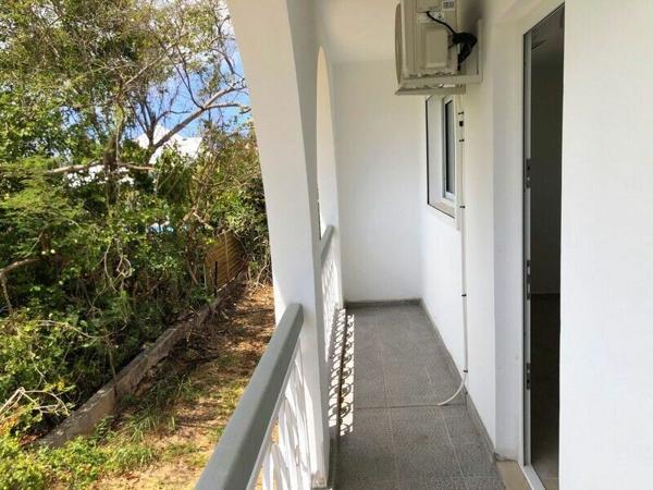 Appartement à vendre    3 pièces • 103,90 m2 Saint-François