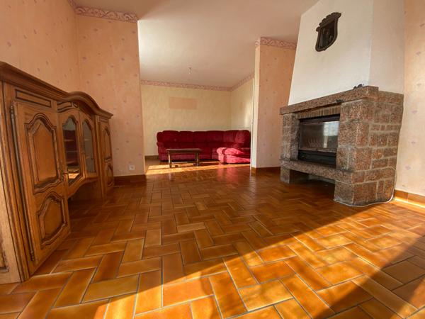 A VENDRE MAISON 5 CHAMBRES A 600 m DE LA GARE