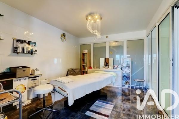 Maison à vendre 5 pièces 223 m² Saint-Louis