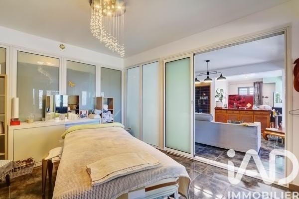 Maison à vendre 5 pièces 223 m² Saint-Louis