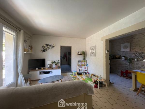 Maison 87 m² à Beaumont Saint-Cyr 86490