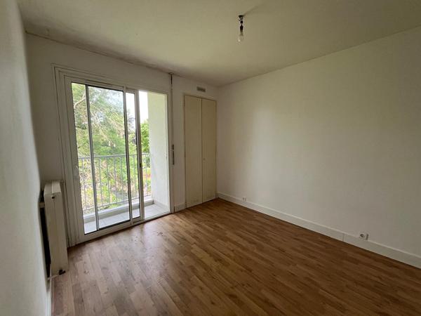 A VENDRE - EXCLUSIVITE - CHALLANS - Appartement - proximite grande surface - 3 pièces - 68 m²